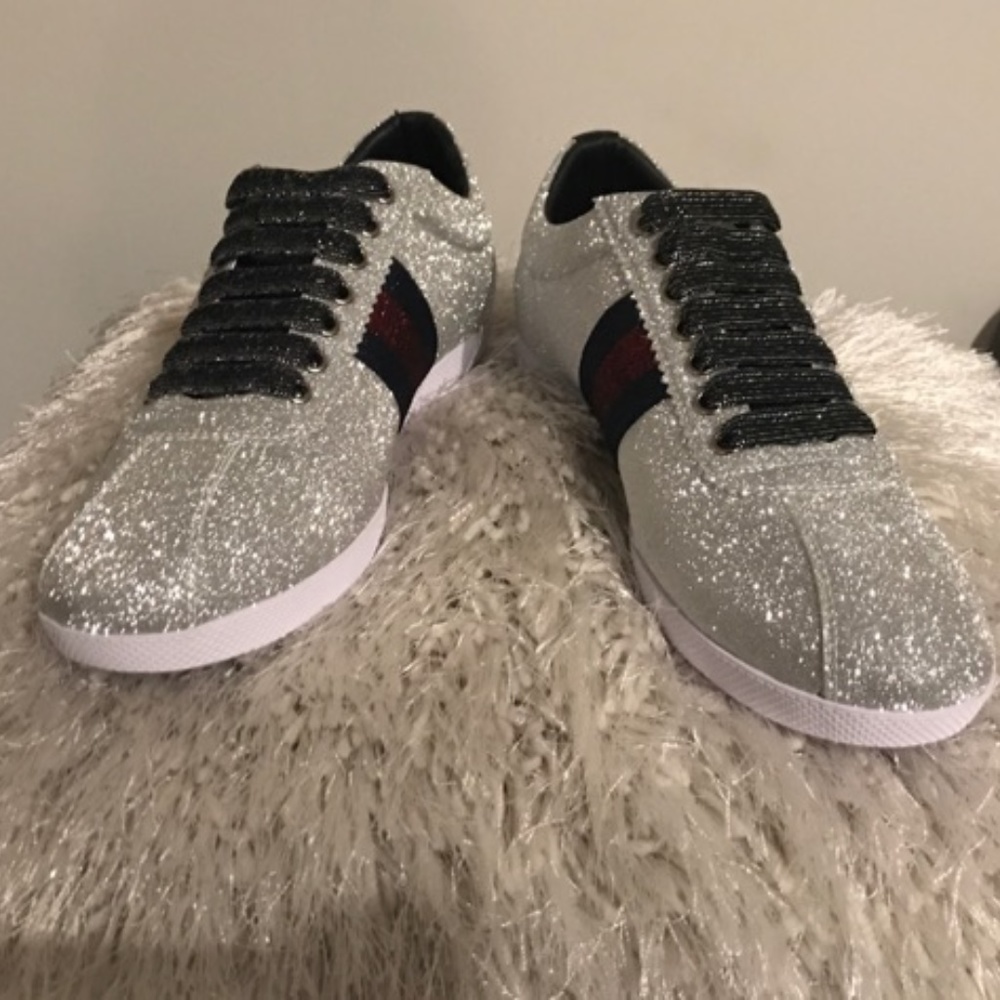 "LN" AUTH GUCCI GLITTER WEB SNEAKERS W/ STUDS
